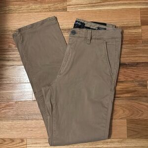 34 Heritage Charisma Chino Khaki Pants, 34 x 34.